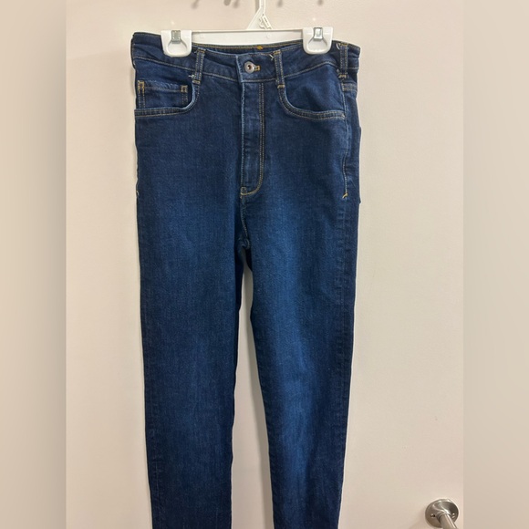 Like New Pilcro the Split Straight Jean Dark Wash Anthropologie - Picture 4 of 12